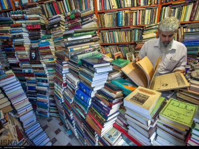 طرح حمایت از کتاب‌فروشان تا دوم خرداد تمدید شد/ درخواست ادامه ۱۰‌روزه توسط صنف