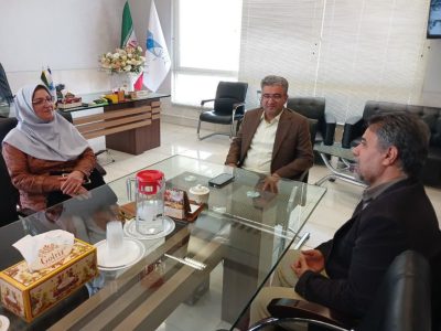 دکتر علی حیدری رئیس دانشگاه آزاد اسلامی خمینی‌شهر: از چمن مصنوعی تا المپیاد علمی؛ سما خمینی‌شهر در مسیر رشد متوازن