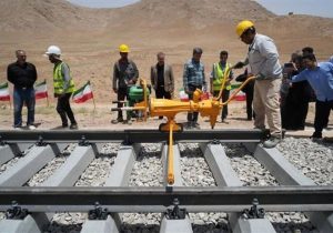 تکمیل بخش جدید راه‌آهن چابهار–زاهدان با ریل ذوب‌آهن اصفهان